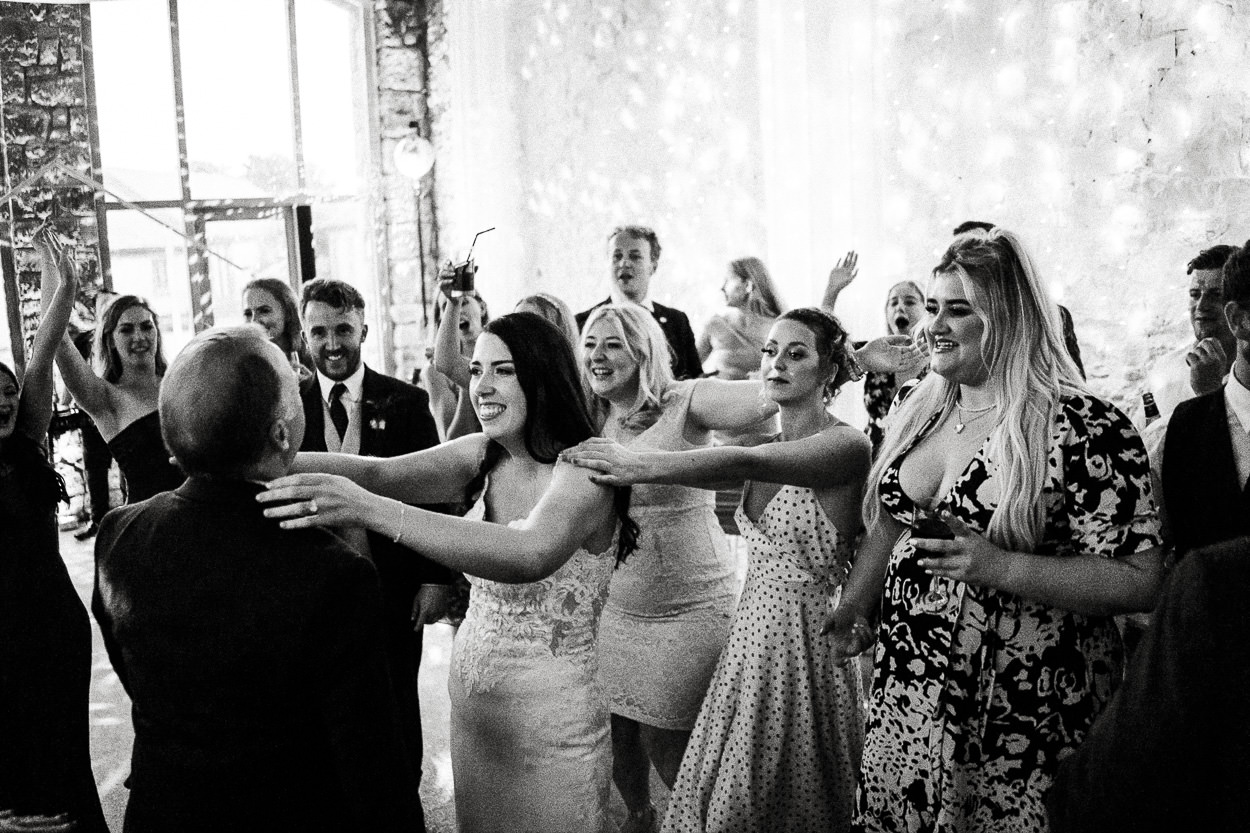 SUMMER WEDDING ROSEDEW FARM WEDDING PHOTOGRAPHY 136 SUMMER WEDDING ROSEDEW FARM WEDDING PHOTOGRAPHY 136